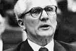 Reden halten und abhören lassen: Erich Honecker Reden halten und abhören lassen: Erich Honecker